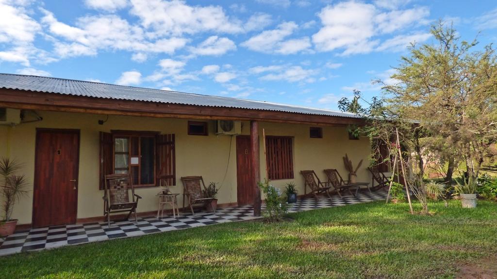 Posada El Yacare Colonia Carlos Pellegrini  Bagian luar foto